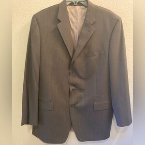 Michael Kors Men's Classic Brown 2 piece suit, size 46 long:excellent condition